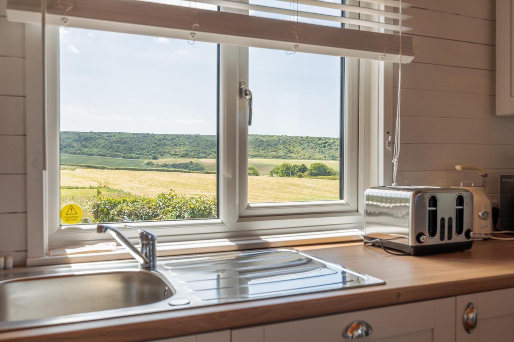 West Chalet At Tapnell Farm Ярмут Экстерьер фото